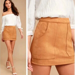 Ann Taylor LOFT Faux Suede Pocket Skirt Size 4 western style‎ - Pale Camel Color